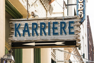 Schild 279 - Karriere