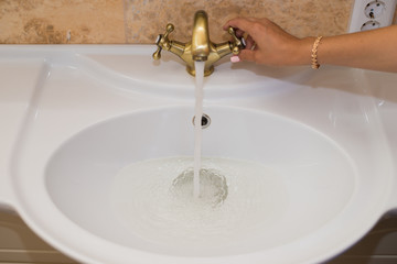 Seal bathtub gray plug