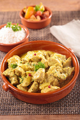 chicken cooked with cream and curry