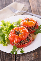 baked tomato filling with beef