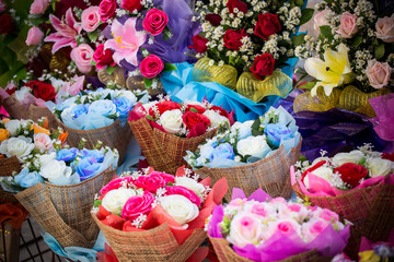 Pink roses flower bouquet.