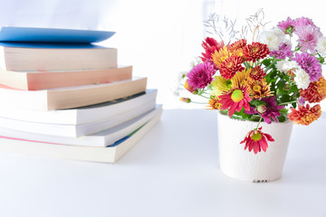 デスク回りイメージ