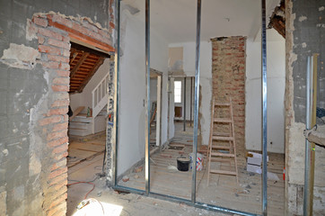 Fototapeta na wymiar Renovierung von Haus, Umbau