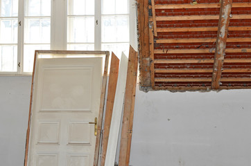 alte Tür, Hausumbau