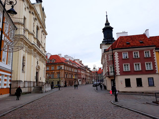 Obraz premium Warsaw, Poland - December 15, 2017: Architecture in the Old town of Warsaw