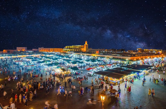 Jamaa el Fna market square in Marrakesh's medina, Marrakesh, Morocco