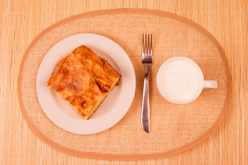 pie yogurt breakfast