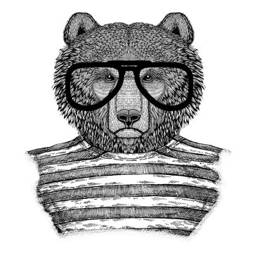 Brown bear Russian bear Hipster style Hand drawn illustration for tattoo, emblem, badge, logo, patch, t-shirt