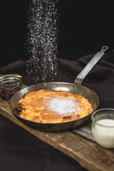 Schmarren in der Pfanne