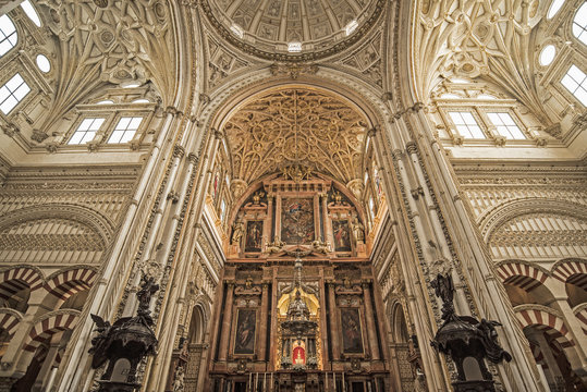 Spain, Andalusia, Cordoba, Interior of Great Mosque of CÛrdoba
