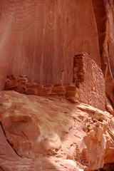 Ancient Anizasi ruins on cliff side in the Bears Ears wilderness in Southern Utah.