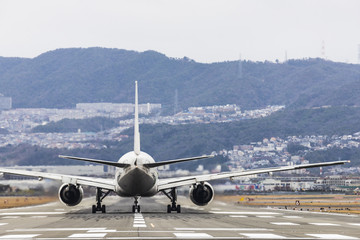 飛行機と滑走路
