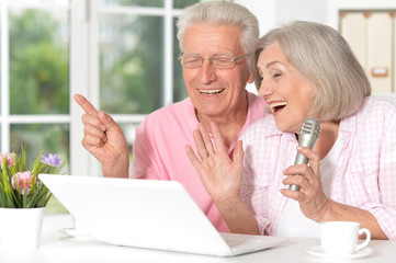 Husband and wife singing songs