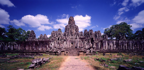 Fototapeta na wymiar Cambodia. Enigmatic is a popular tourist attraction.