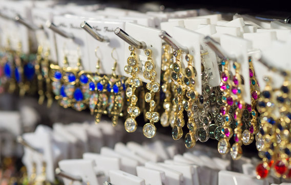 タイお土産 ピアス イヤリング Thai souvenir earrings earrings Stock Photo | Adobe Stock