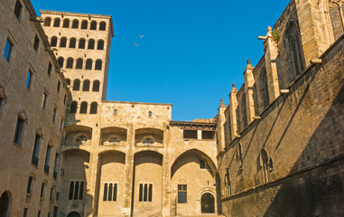 Obraz premium King Square and Palau Reial Major in Barcelona, Catalynia, Spain