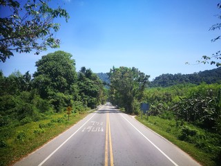 Fototapeta na wymiar Exotic island healthy living thai roads and lanscapes 