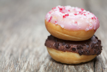 donuts fruit et chocolat en gros plan