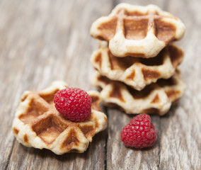 gaufres sucrées et framboises
