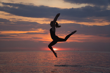 Gymnastik am Strand