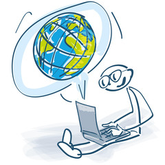 Strichmännchen am Laptop und Weltkugel