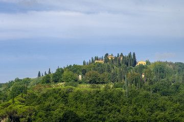 Fototapeta na wymiar Landscape near San Gimignano (Tuscany)