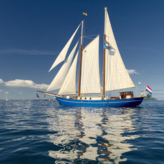 Sailing ship. Cruises. Yachting. Sailing © Alvov