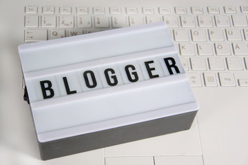 Blogger