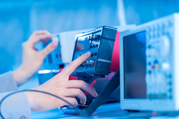 measurement in the electronics laboratory