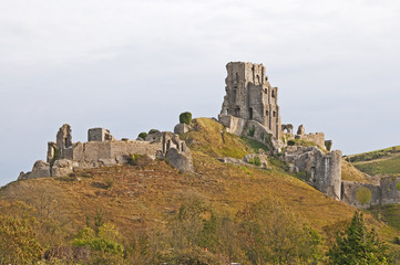 Fototapeta na wymiar The ruins of the Norman Castle at Corfe in England.