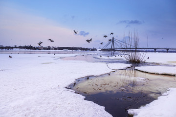 Moscow bridge in Kiev over the Dnieper in winter