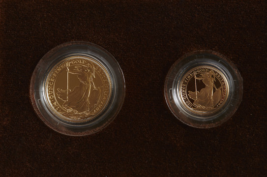 Gold Sovereign  And Half Sovereign