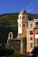 Fototapeta na wymiar Cinque Terre, traditional Italian architecture