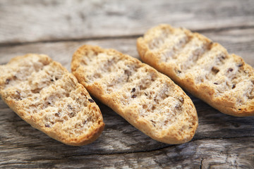 toasts 