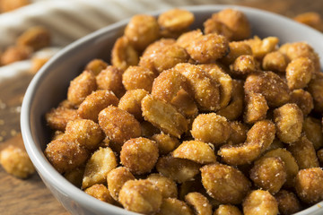 Homemade Honey Roasted Peanuts