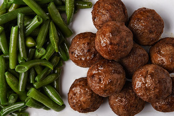 meatballs and green beans 