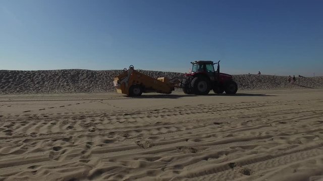 Beach Comber Tractor