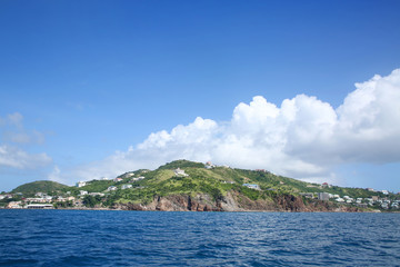 Naklejka premium Beautiful landscape with hills on the south western coast of Saint Kitts Island, Caribbean.