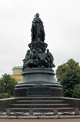 Obraz premium ST.PETERSBURG, RUSSIA - July 01, 2014: Monument to Catherine II at Ostrovsky Square in St. Petersburg