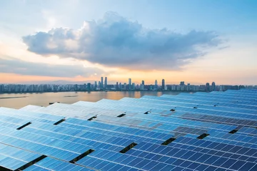 Tuinposter solar panels with cityscape of singapore © 安琦 王