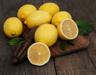 Fototapeta na wymiar Fresh ripe lemons