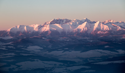 Wschód słońca w Tatrach Bielskich 