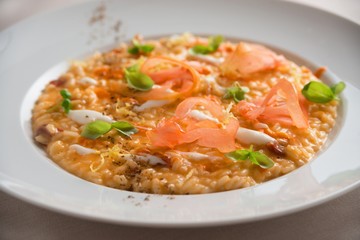 ファイン・ダイニング、レストランの綺麗な料理