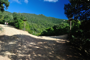 Sentieri nel Parco dei Sette Fratelli, Sinnai