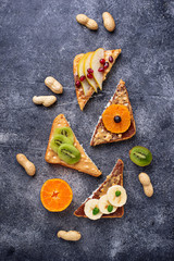 Healthy  sandwiches with peanut butter and fruits