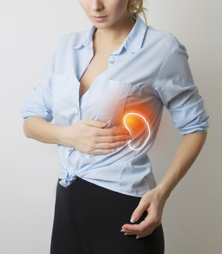 woman  with graphic visualisation of spleen