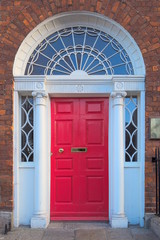 Fototapeta na wymiar Dublin - Eingangsportal, Irland