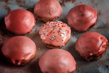 The rose glazed easter mini cakes
