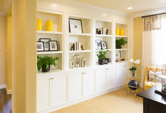 Beautiful Custom Shelves and Cabinet Built-in Interior