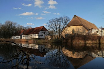 Obraz premium malerisches Gut Wulfshagen, Gutshof, Herrenhaus, Bauernhaus, Landhaus